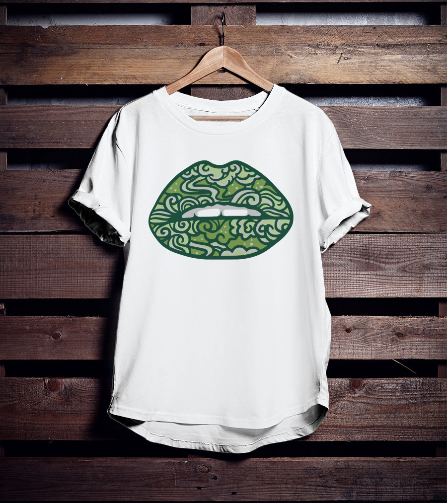LXS TV Paisley Lips Green T-Shirt