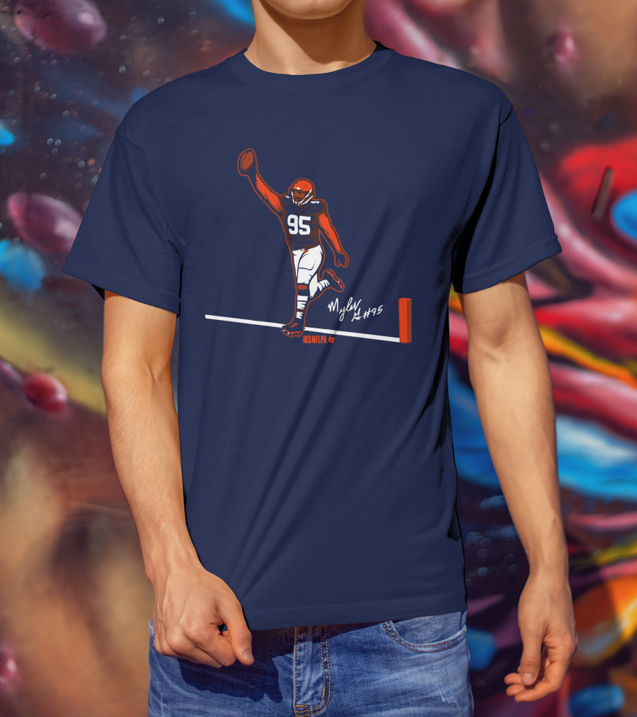 Myles Garrett Flash For Six NFLPA Browns #95 T-Shirt