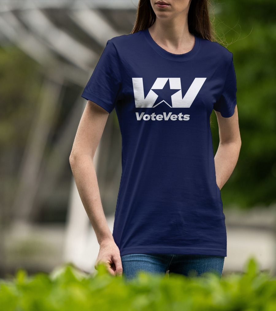 VoteVets Star Logo Promoting Veterans Engagement T-Shirt