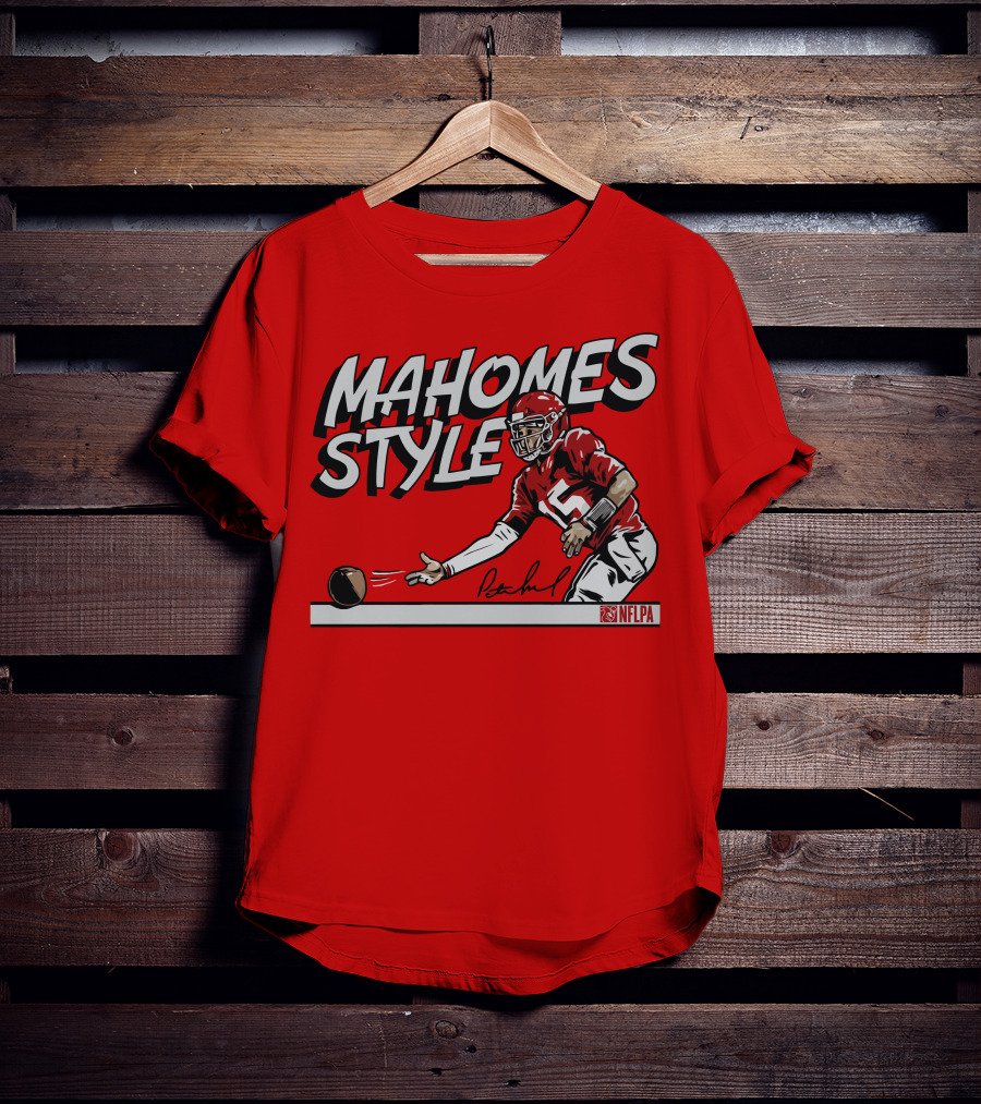 MAHOMES STYLE NFLPA Football Quarterback Signature T-Shirt