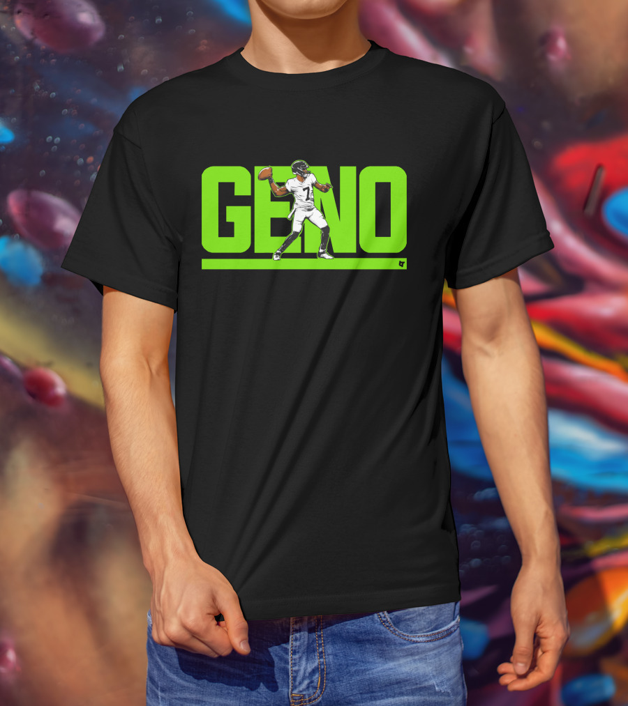 Geno Smith Football Player Throwing Quarterback Action T-Shirt