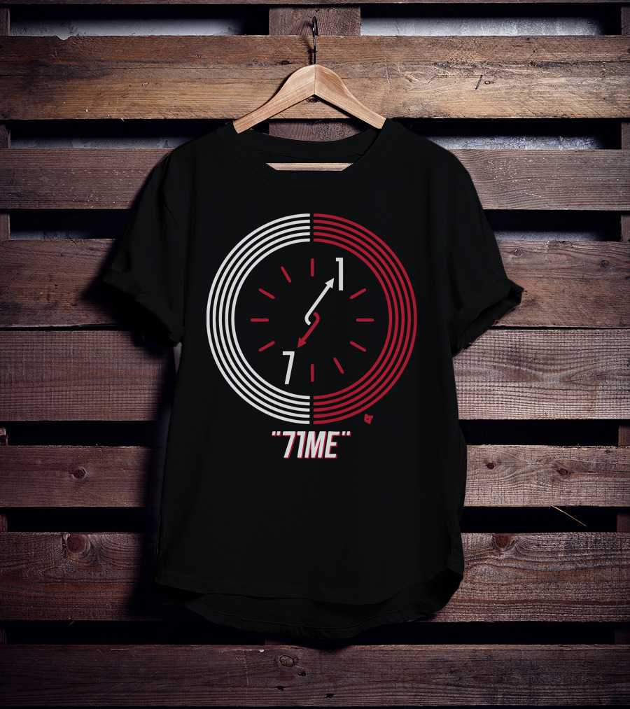 71ME Clock Countdown Red And White Dial T-Shirt