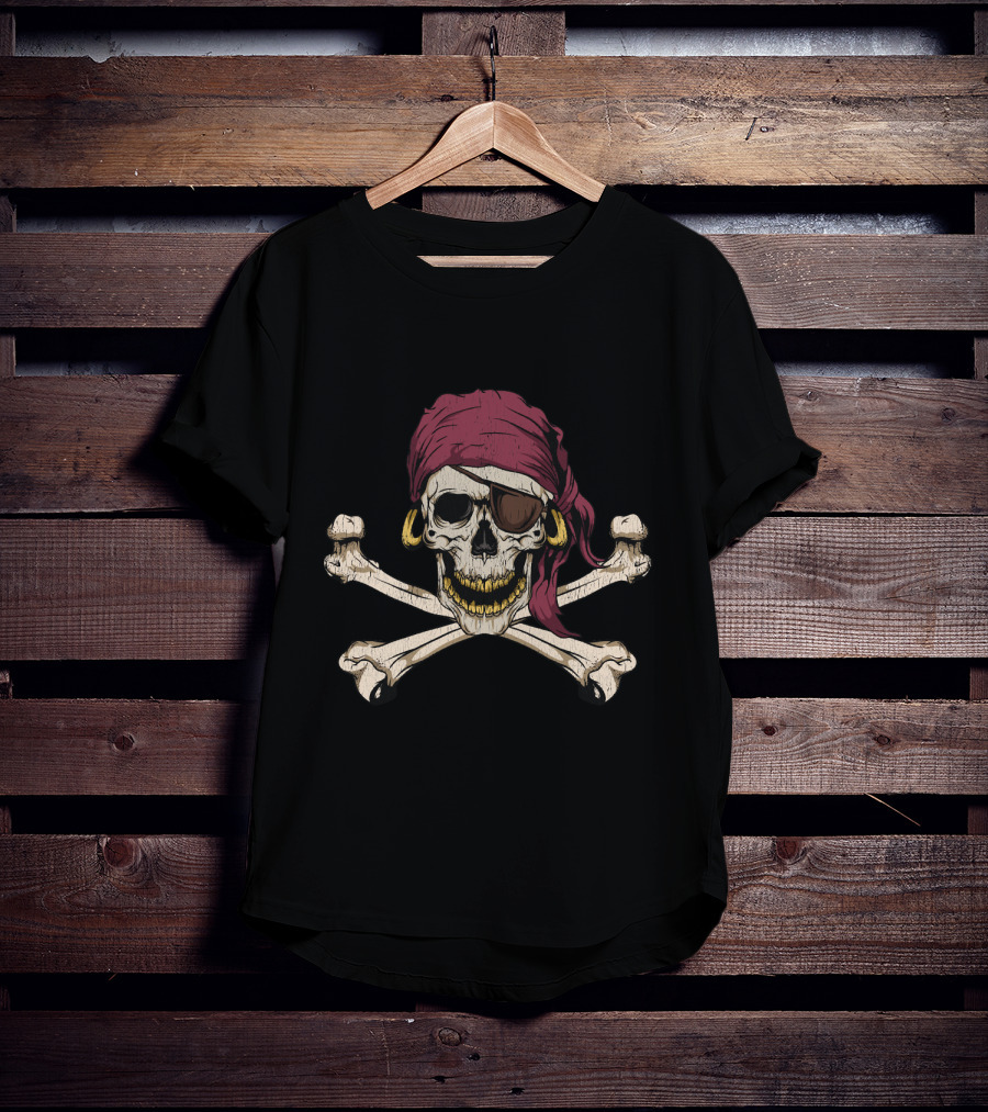 Pirate Jolly Roger Skull Crossbones Bandana Eyepatch Earring T-Shirt
