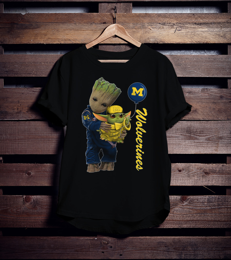 G&Y-Michigan Wolverines M Balloon Hug T-Shirt