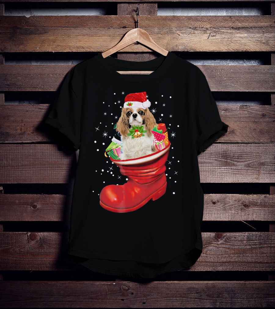 Cavalier King Christmas Dog In Festive Boot With Gifts T-Shirt
