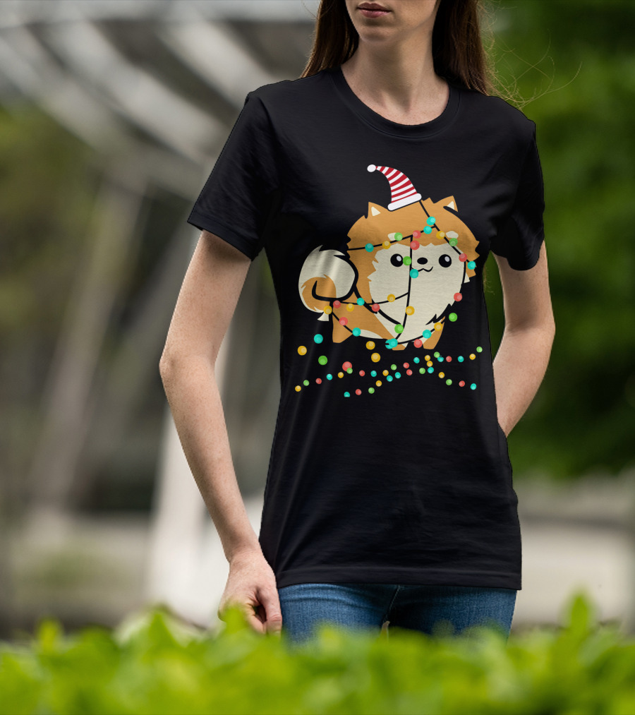 Christmas Lights Pomeranian Santa Hat T-Shirt