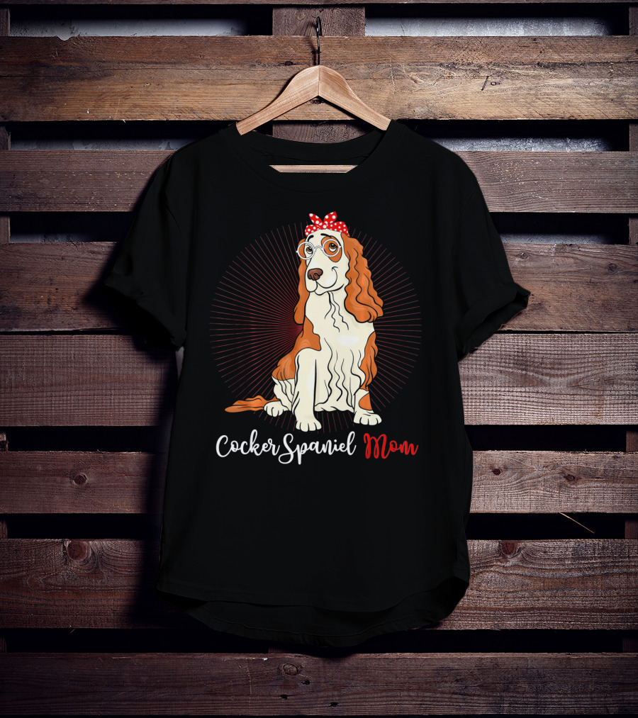 Cocker Spaniel Mom With Glasses And Red Polka Dot Bandana T-Shirt