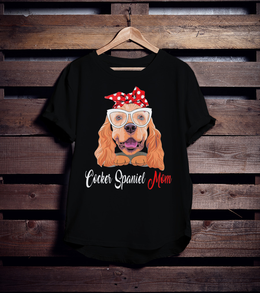 Cocker Spaniel Mom With Polka Dot Bandana And Glasses T-Shirt