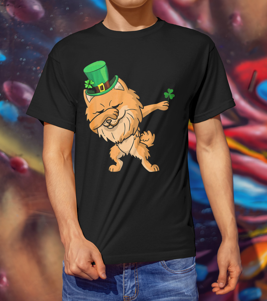 St Patricks Dabbing Pomeranian Leprechaun With Shamrock T-Shirt