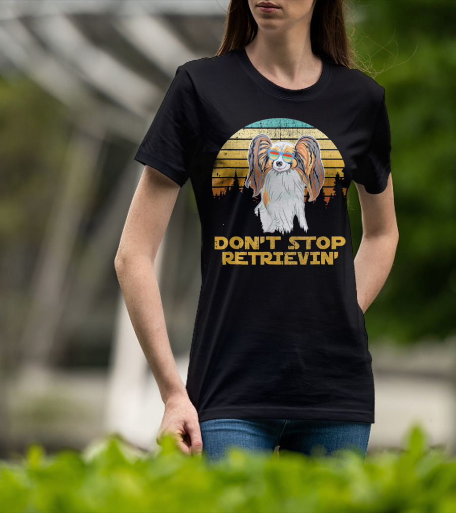 Don't Stop Retrievin' Papillon Sunglasses Retro Sunset T-Shirt