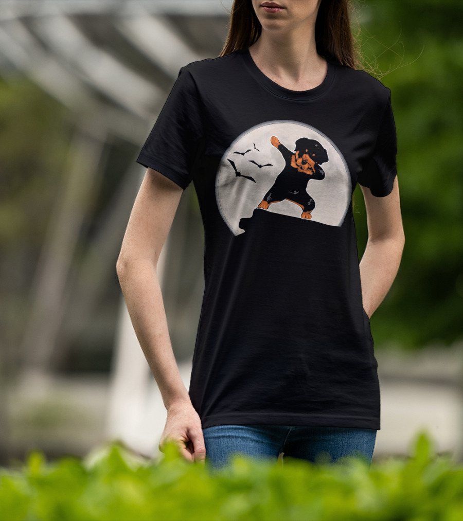 Funny Rottweiler Dabbing Dog Halloween Costume With Moon And Bats T-Shirt