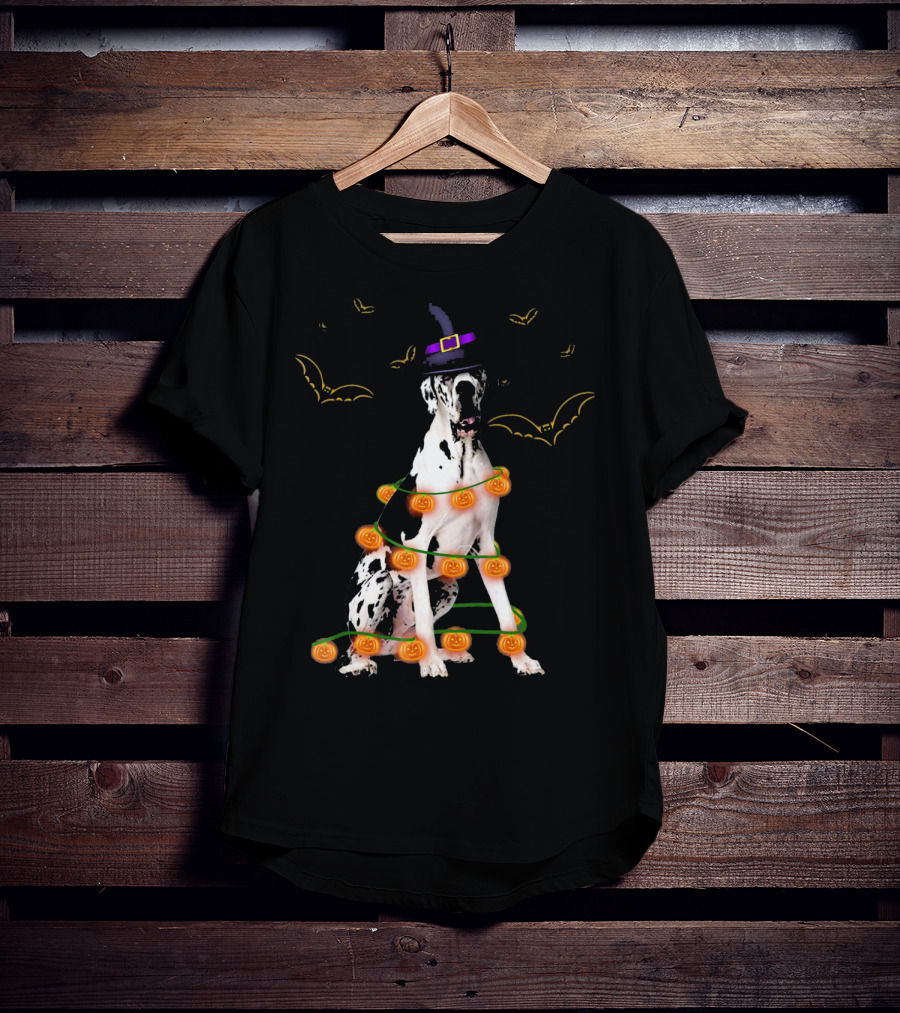 Great Dane Witch Hat Pumpkin Lights Bats Halloween Kids Funny T-Shirt