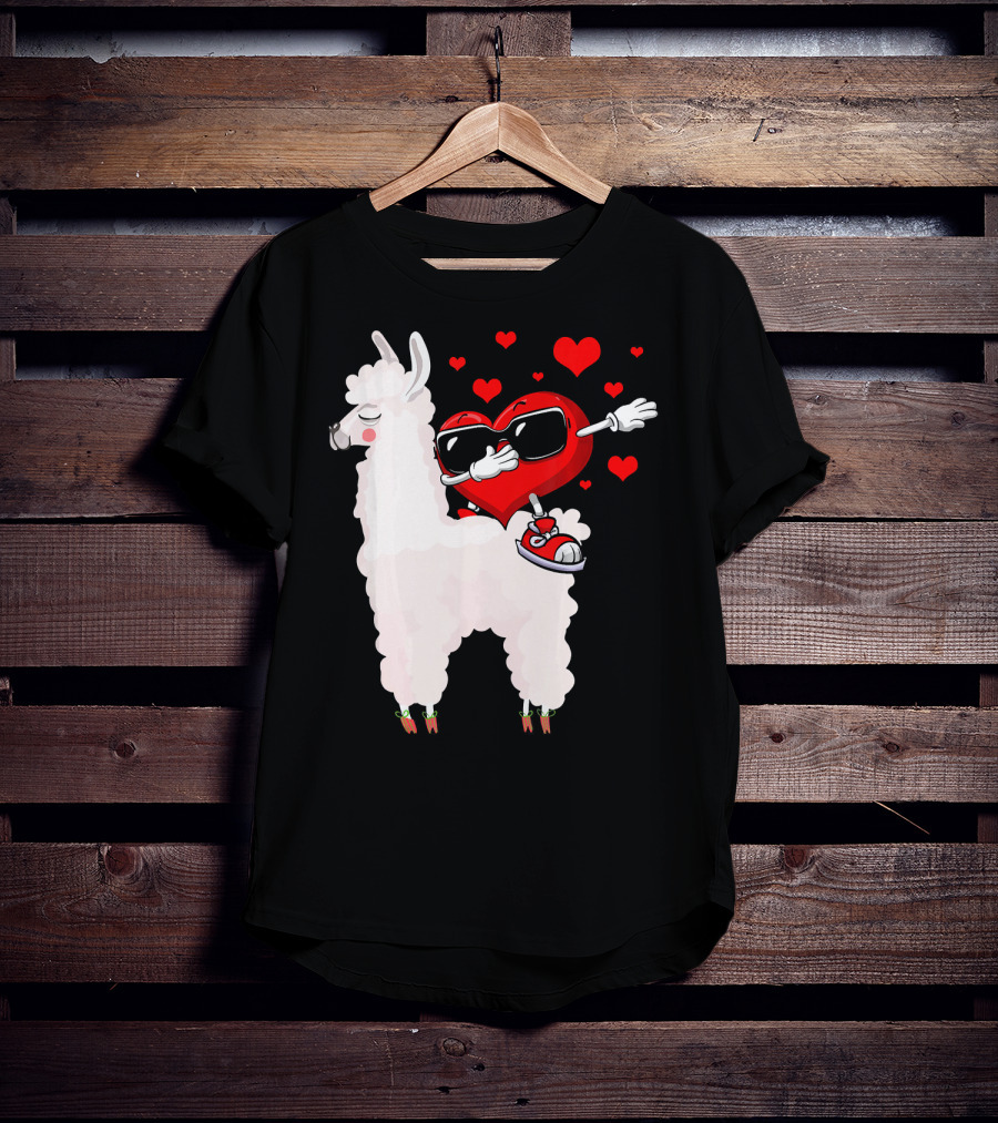 Funny Heart Dabbing On Llama Surrounded By Hearts Valentin T-Shirt