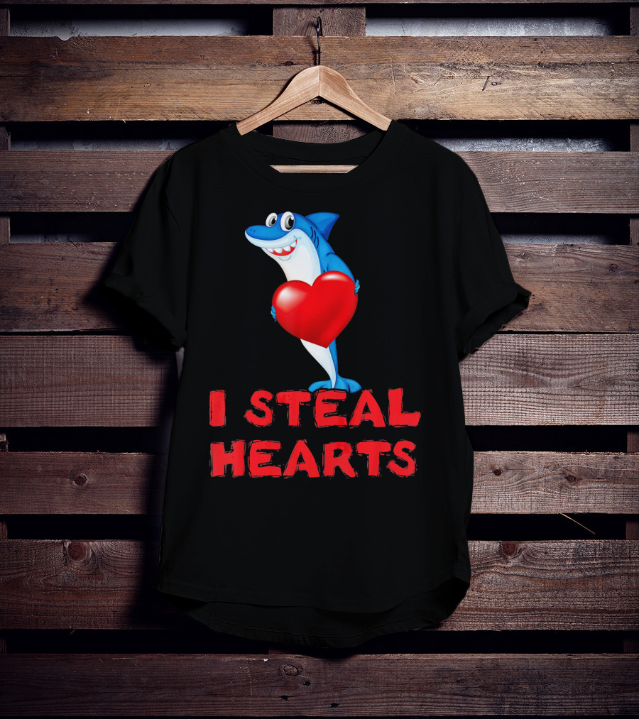 I Steal Hearts Shark Funny Valentines Day T-Shirt
