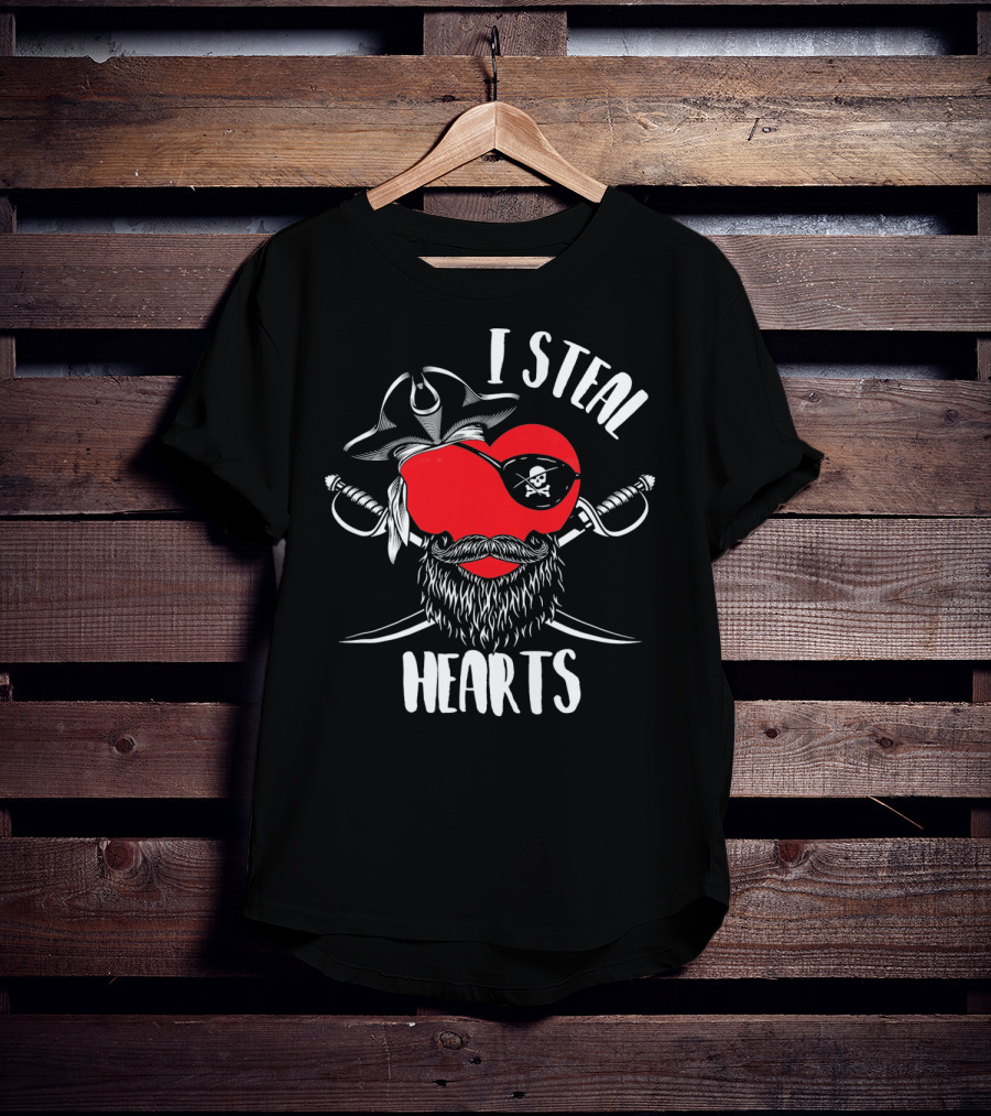 I Steal Hearts Funny Valentines Day Pirate Beard Patch Swords T-Shirt