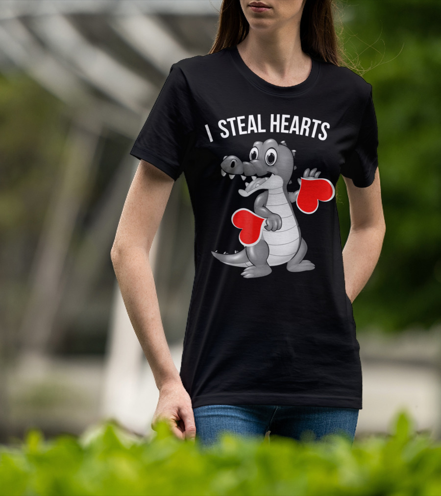 Kids Valentines Day I Steal Hearts Crocodile Holding Red Hearts T-Shirt