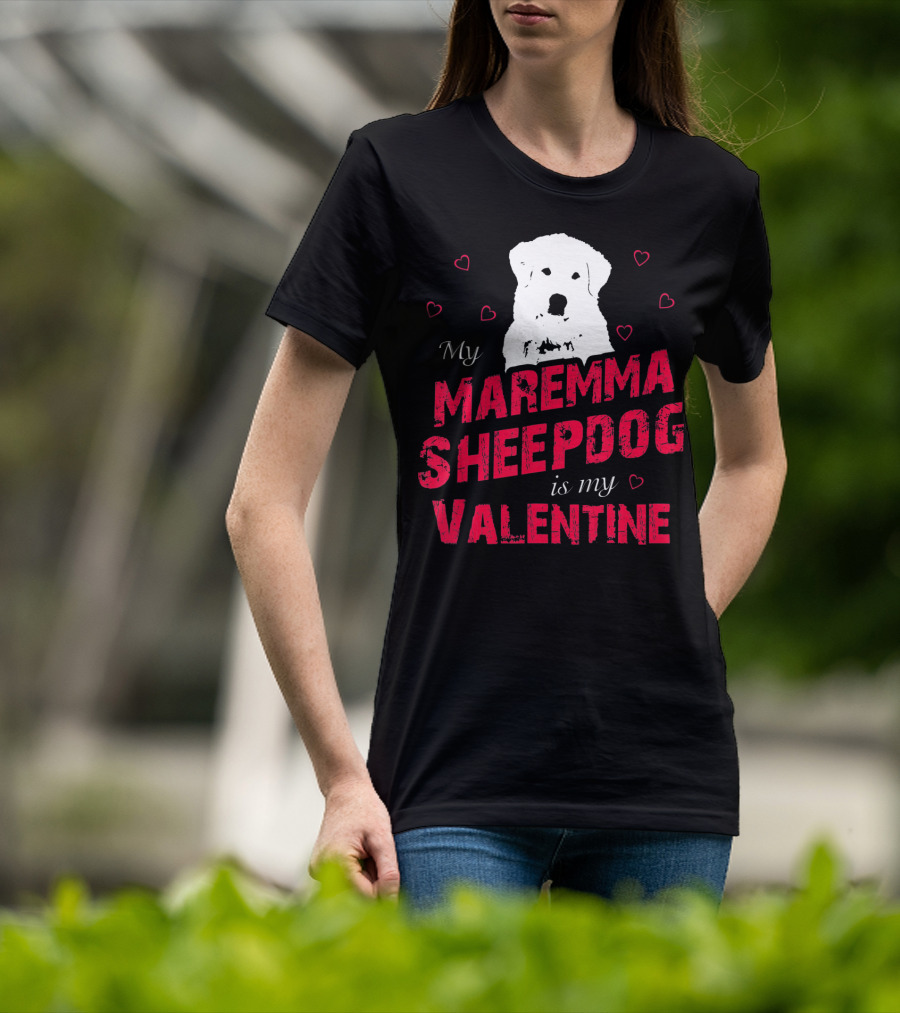 Maremma Sheepdog Valentine Love With Heart Accents T-Shirt