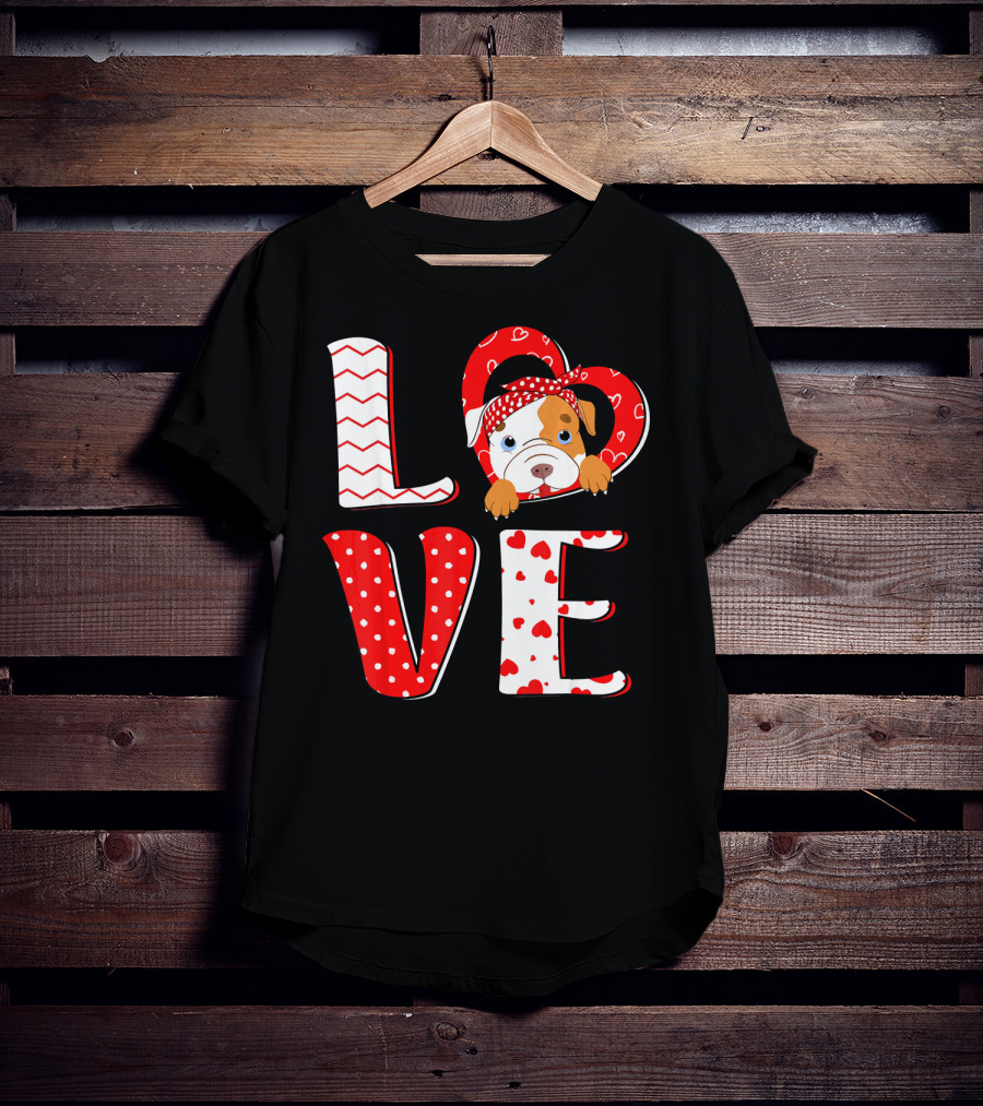 LOVE Pittie Mom For Pitbull Dog Lovers T-Shirt