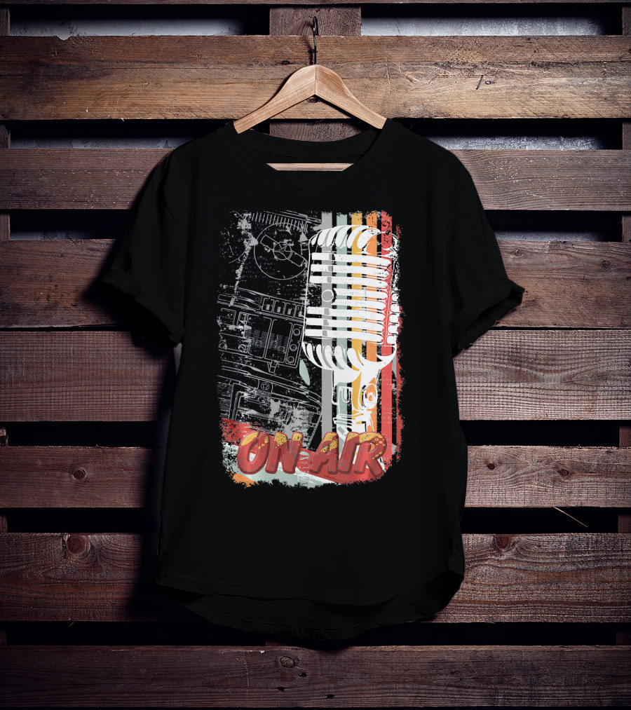 Retro Vintage Microphone On Air Broadcast Stripes T-Shirt
