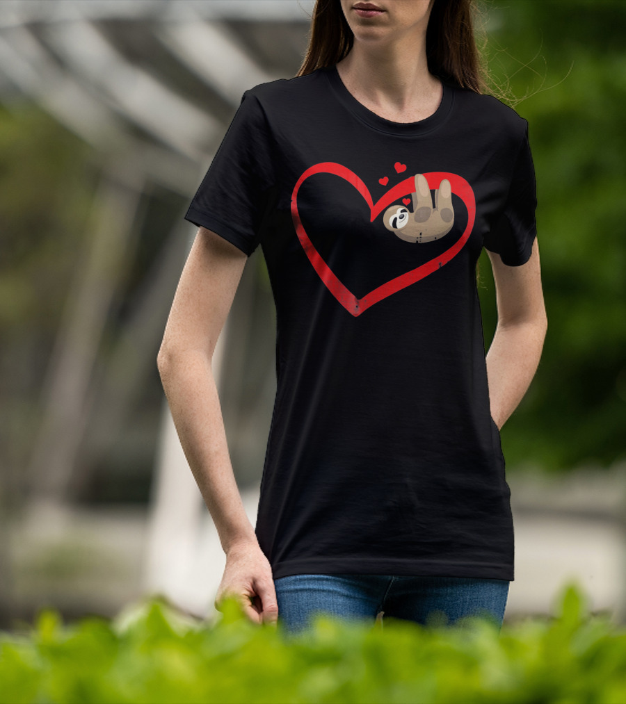 Sloth Heart Lazy Napping Cute Vale T-Shirt