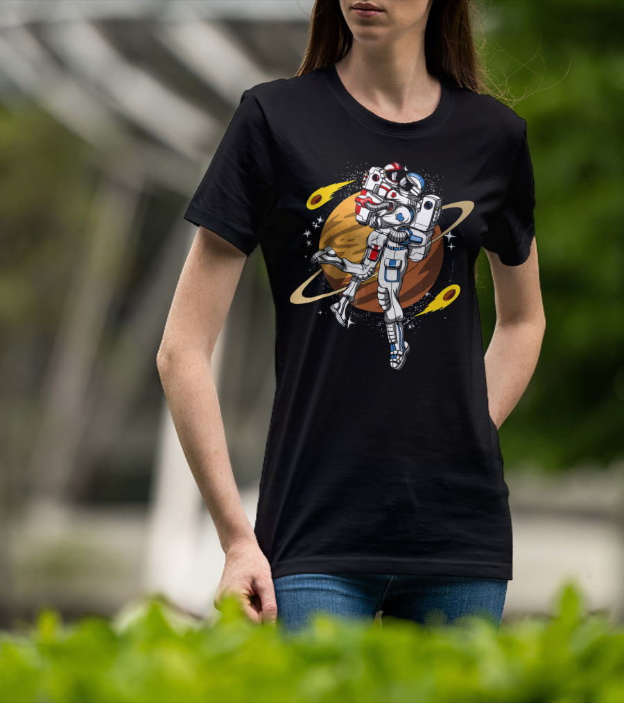 Space Astronaut Couple Valentines Day Planet Hug T-Shirt