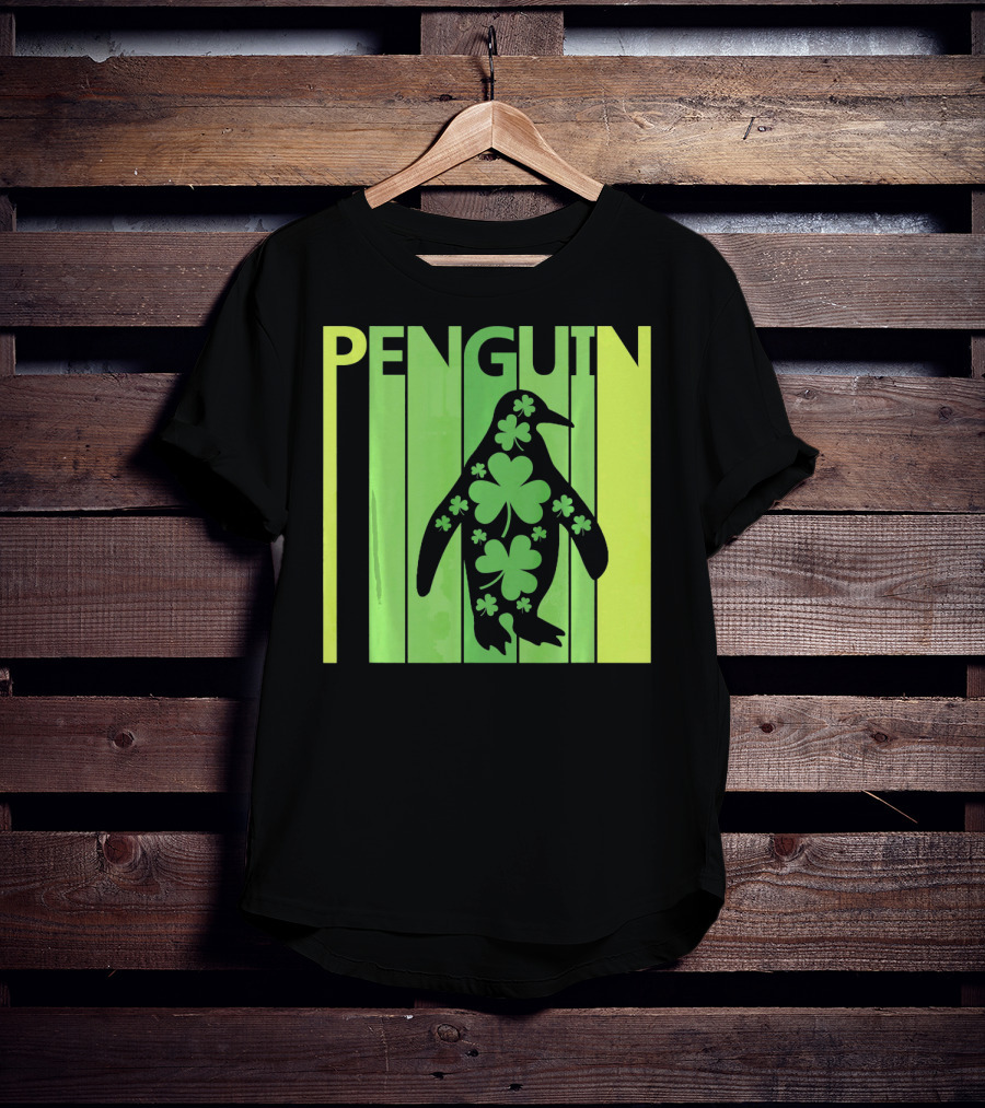 Lucky Penguin St Patricks Day Clover Penguin T-Shirt