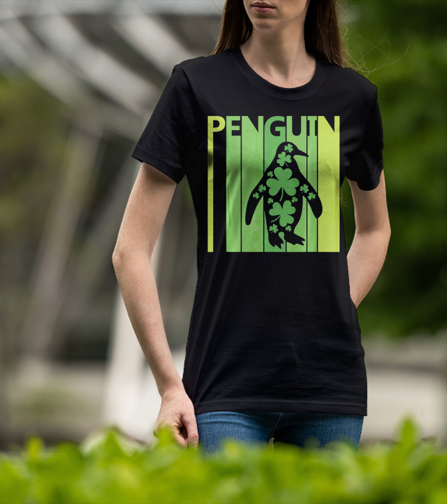 Lucky Penguin St Patricks Day Clover Penguin T-Shirt