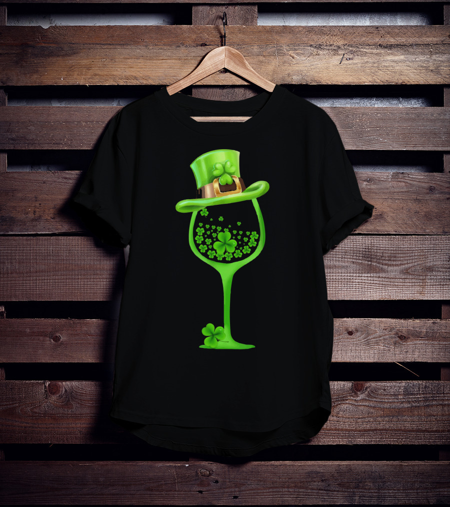 Shamrock Wine Glass With Green Top Hat For St Patricks T-Shirt