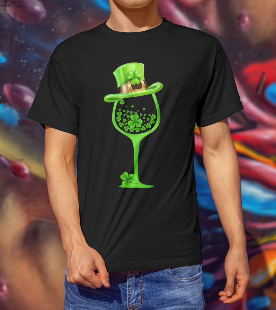Shamrock Wine Glass With Green Top Hat For St Patricks T-Shirt