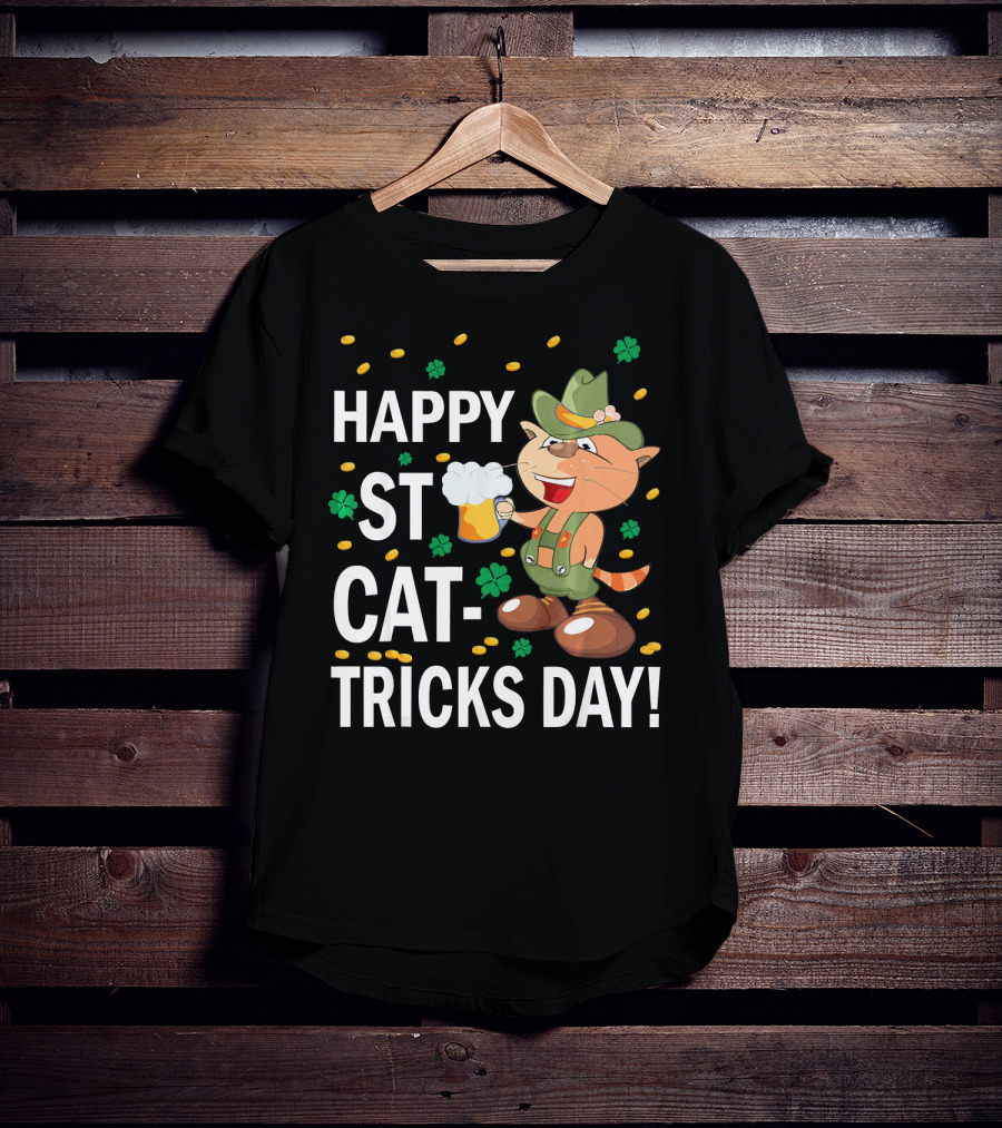 Happy St Cat-Tricks Day Cat Leprechaun Drinking Beer With Clovers And Gold Coins T-Shirt