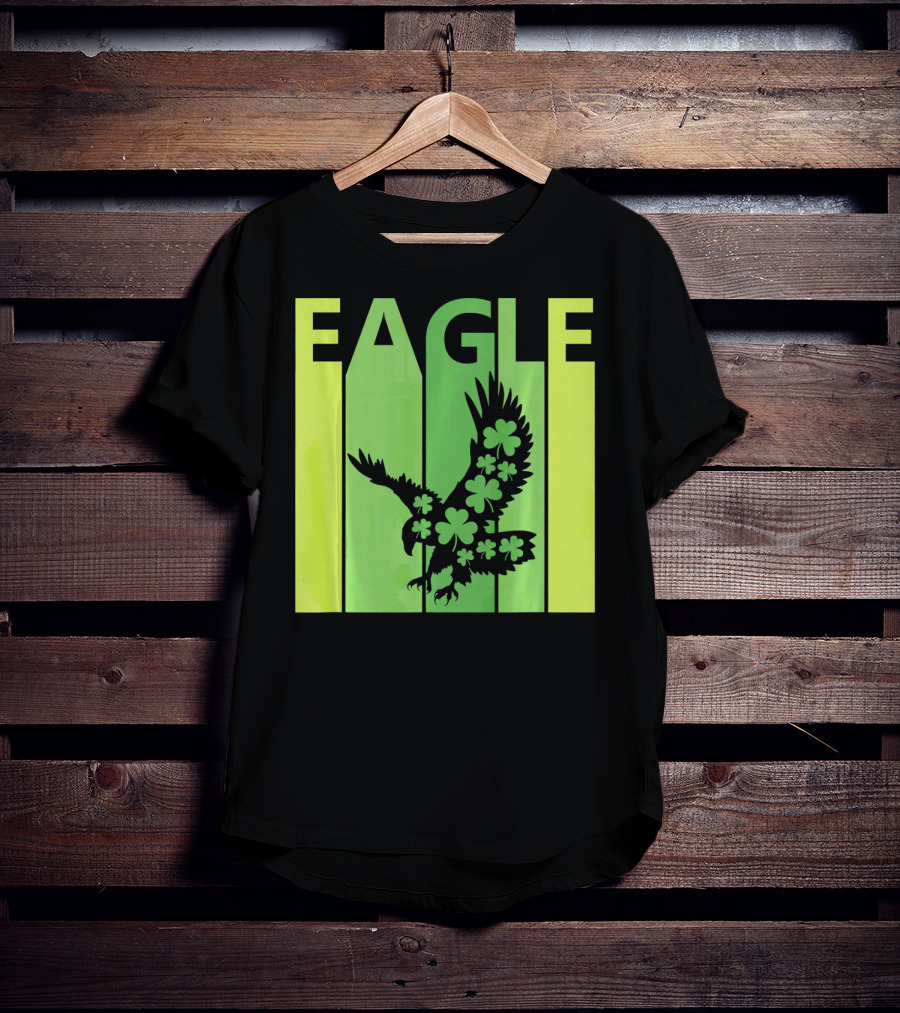 Lucky Irish Shamrock Eagle St Patricks Day T-Shirt