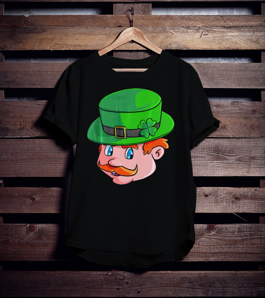 Leprechaun Face With Green Hat And Shamrock T-Shirt