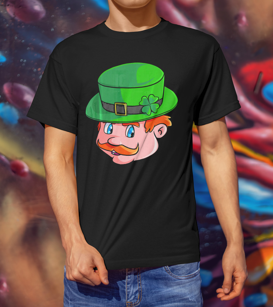 Leprechaun Face With Green Hat And Shamrock T-Shirt