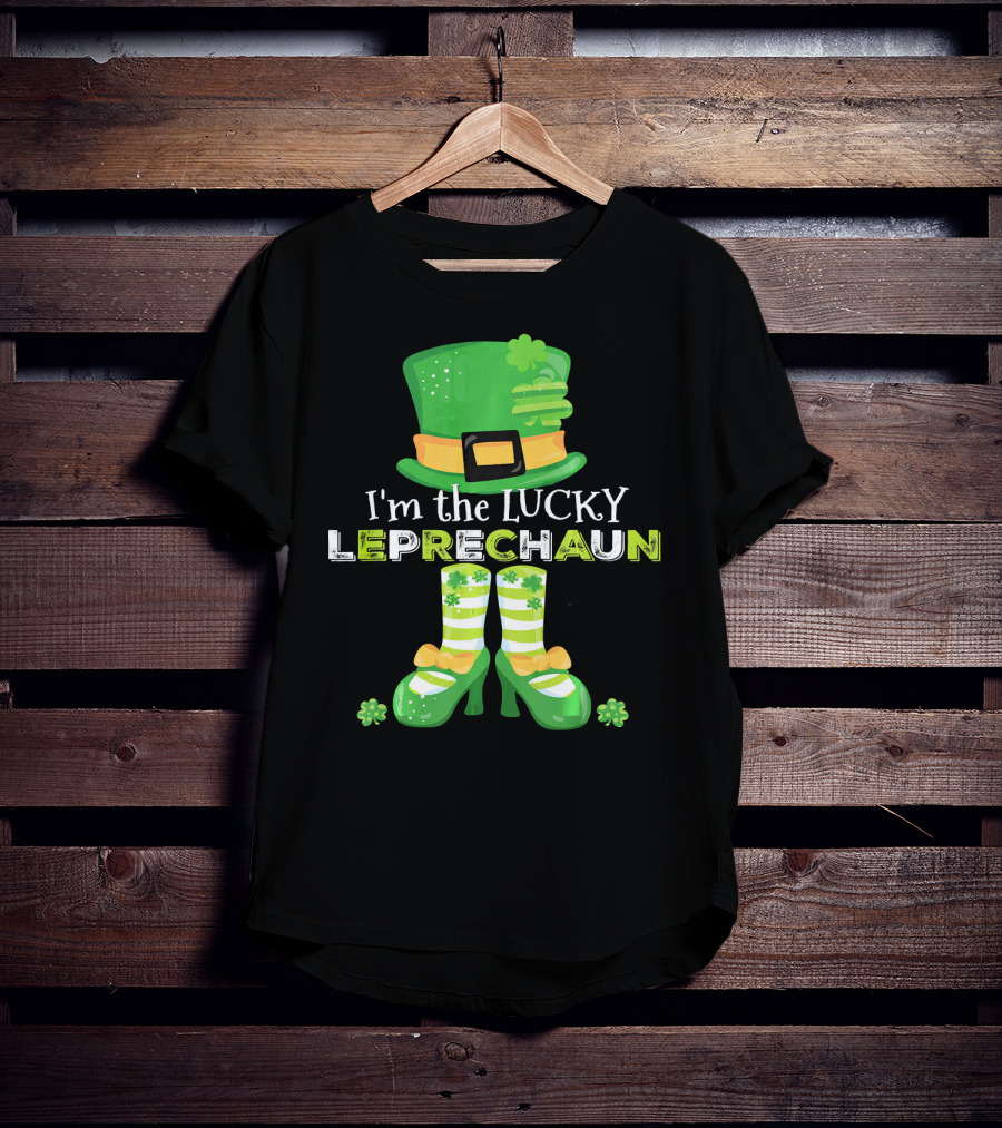 I'm The Lucky Leprechaun Green Hat And Shoes With Clovers T-Shirt