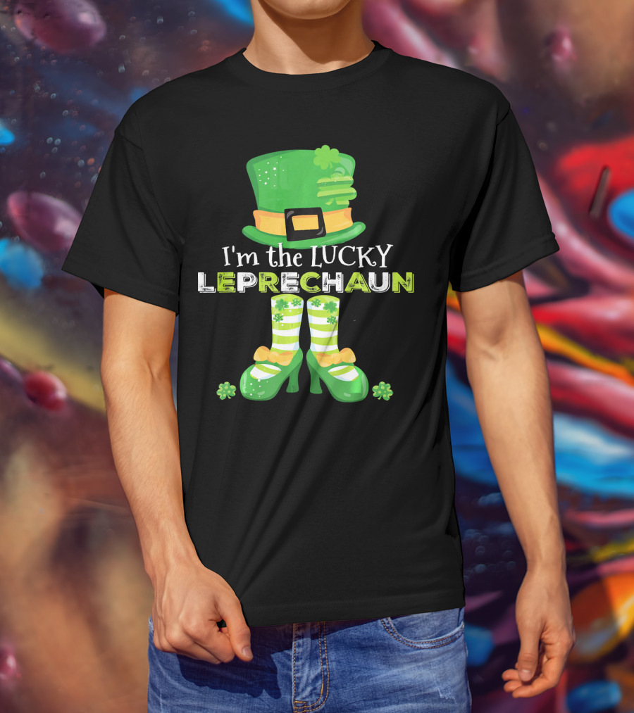 I'm The Lucky Leprechaun Green Hat And Shoes With Clovers T-Shirt