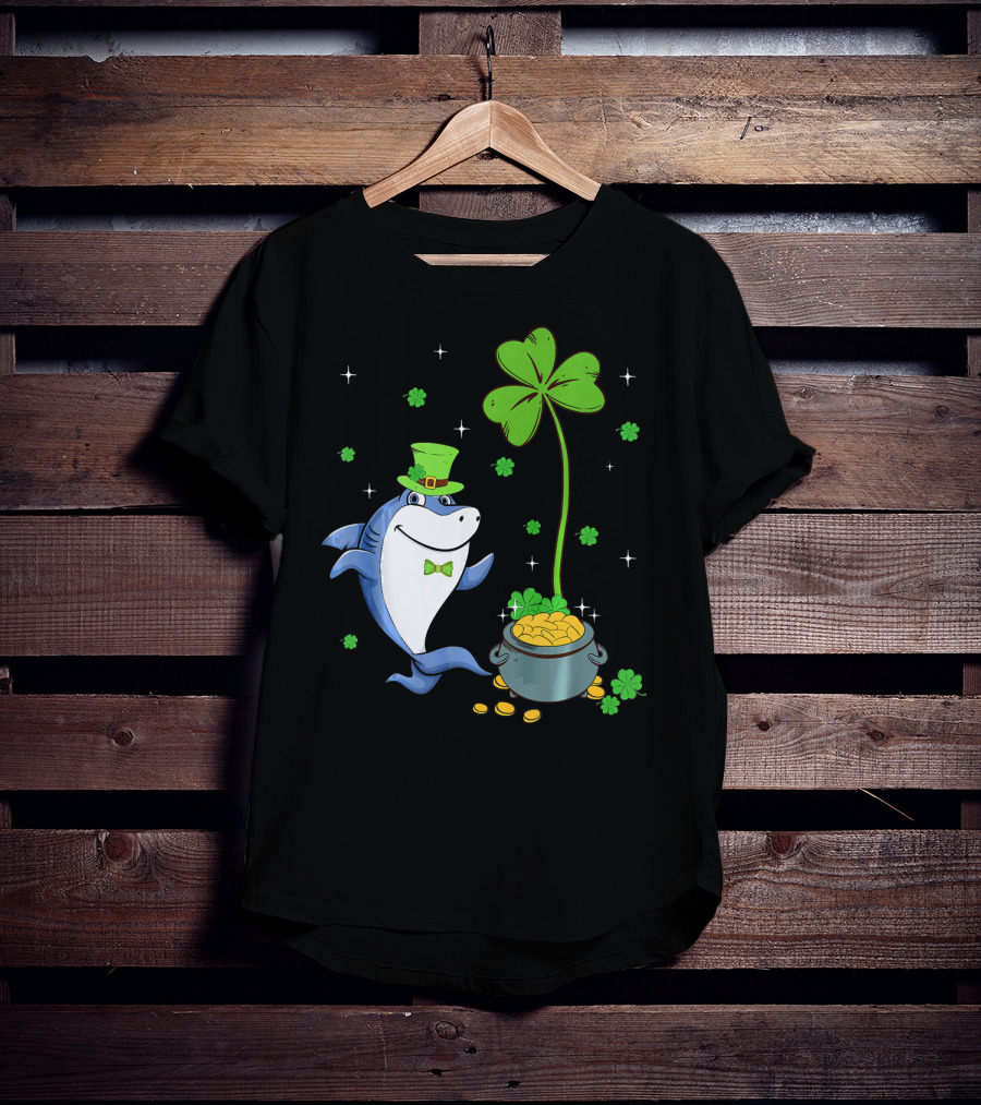 St Patricks Shamrock Leprechaun Shark With Pot Of Gold T-Shirt