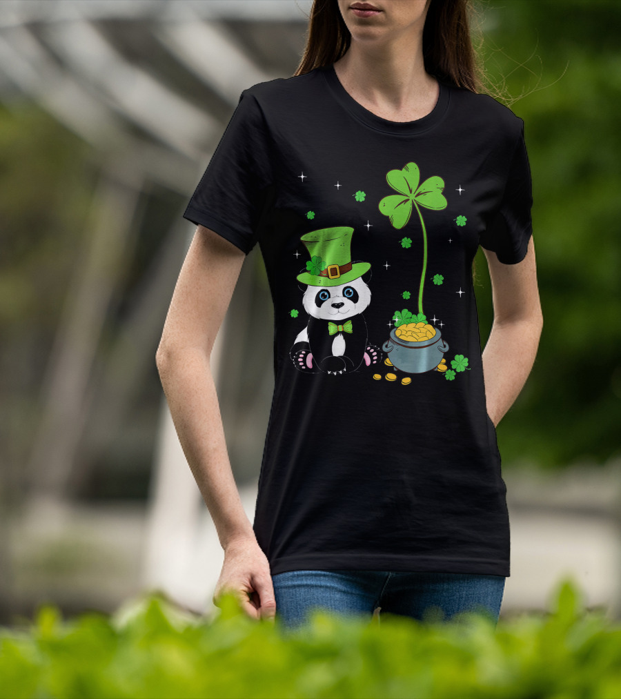Shamrock Leprechaun Panda St Patricks Pot Of Gold T-Shirt