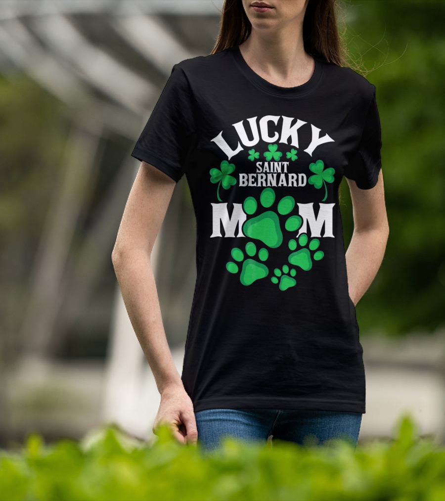 Lucky Saint Bernard Mom St. Patrick's Day T-Shirt
