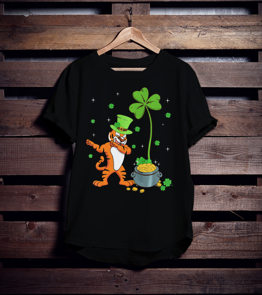 Shamrock Leprechaun Tiger St Patricks Gold Pot T-Shirt
