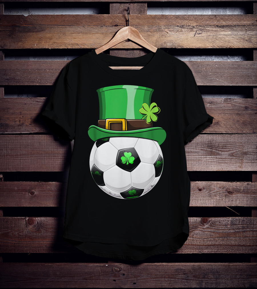 Leprechaun Soccer Funny St. Patrick's Day Hat With Shamrock Soccer Ball T-Shirt