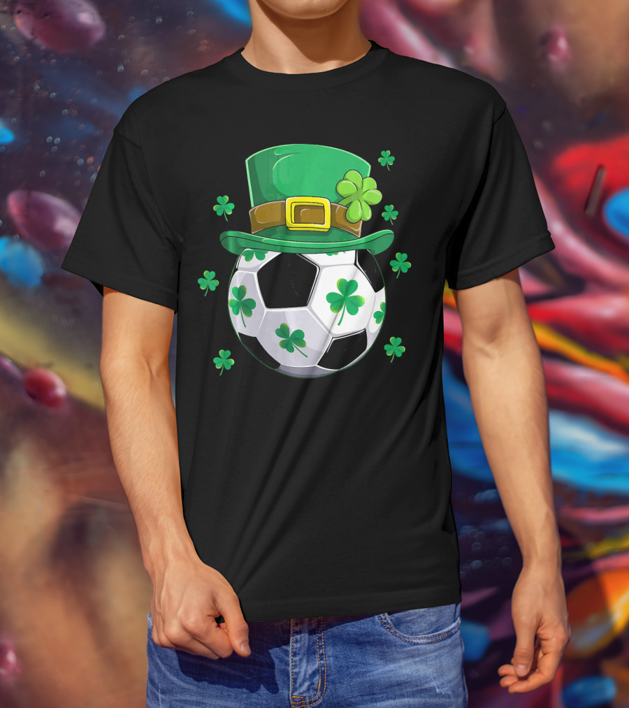 Leprechaun Hat Shamrock Soccer Ball St Patricks Day T-Shirt