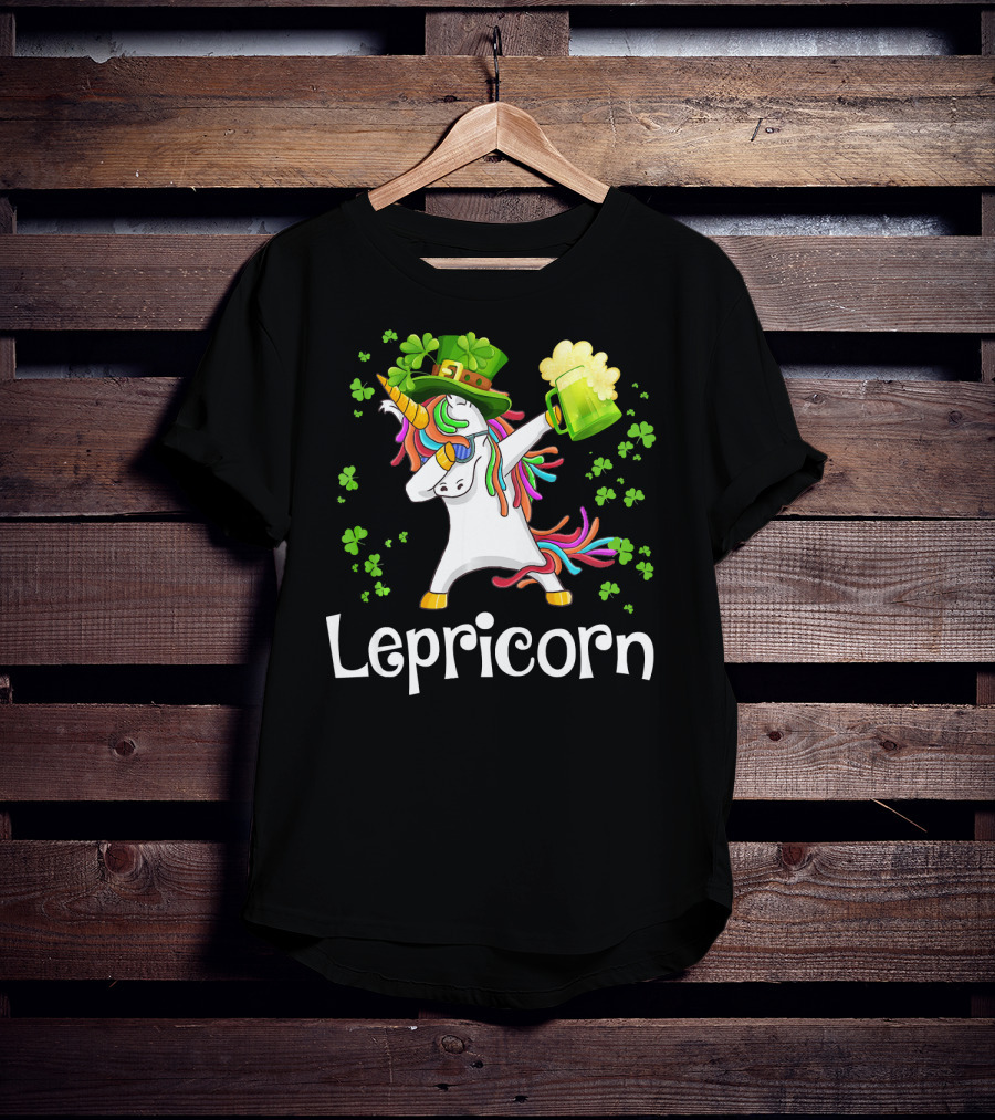Lepricorn Beer Mug Shamrocks Rainbow Unicorn St. Patrick's Day T-Shirt