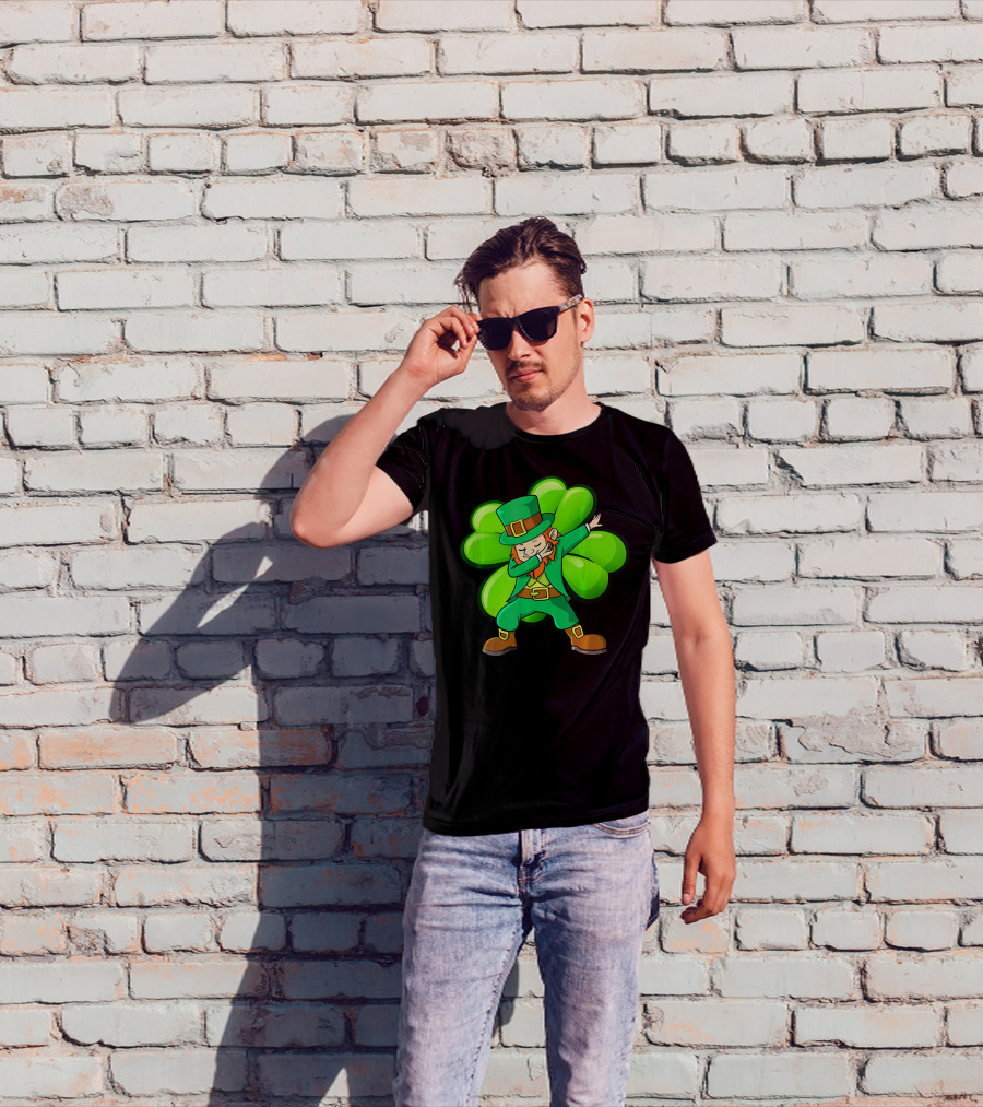 Cute Dabbing Leprechaun With Green Shamrock Background T-Shirt