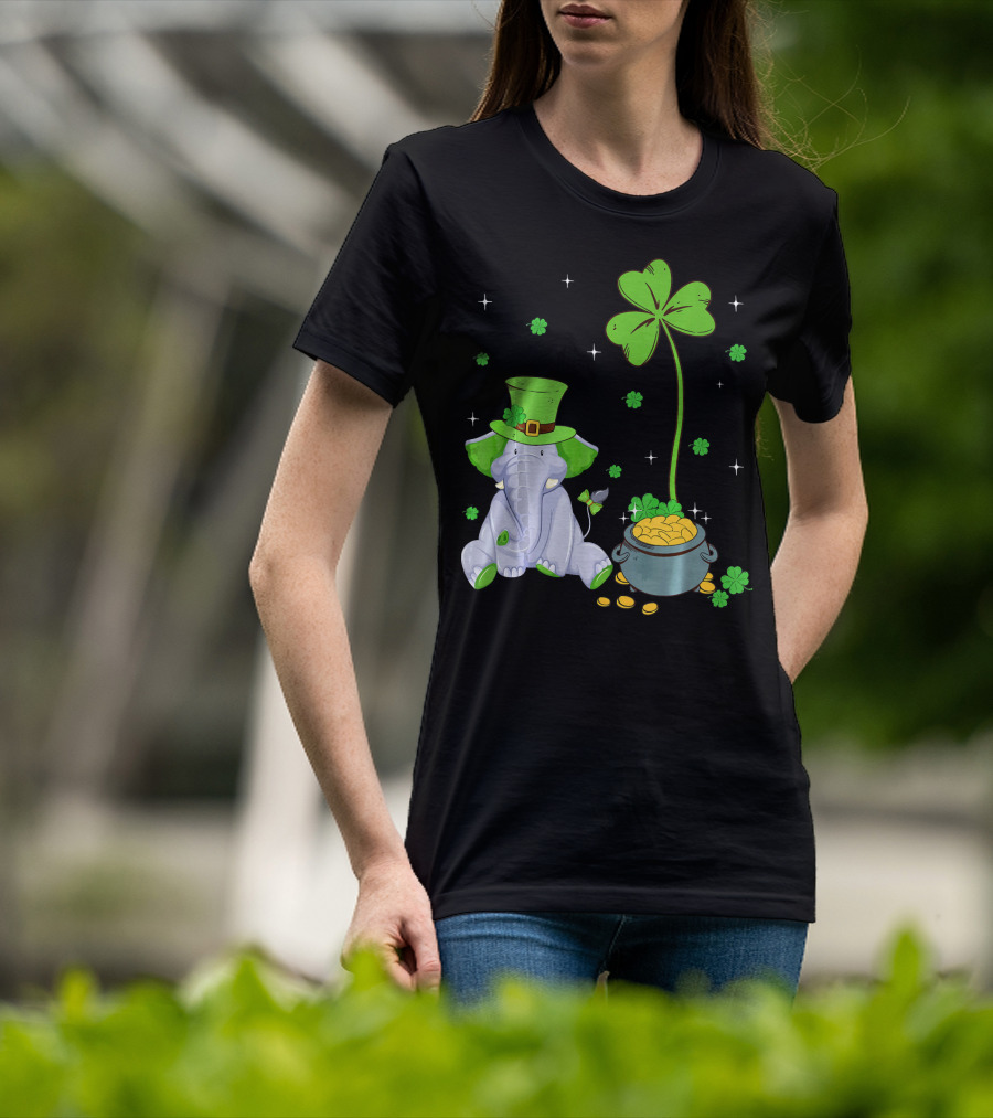 Shamrock Leprechaun Elephant St Patricks Pot Of Gold T-Shirt