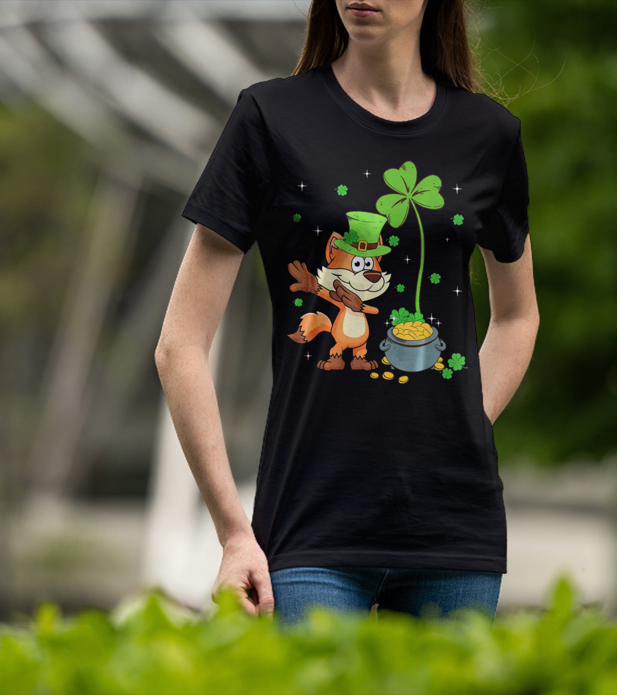 Shamrock Leprechaun Fox With Clover And Pot Of Gold T-Shirt