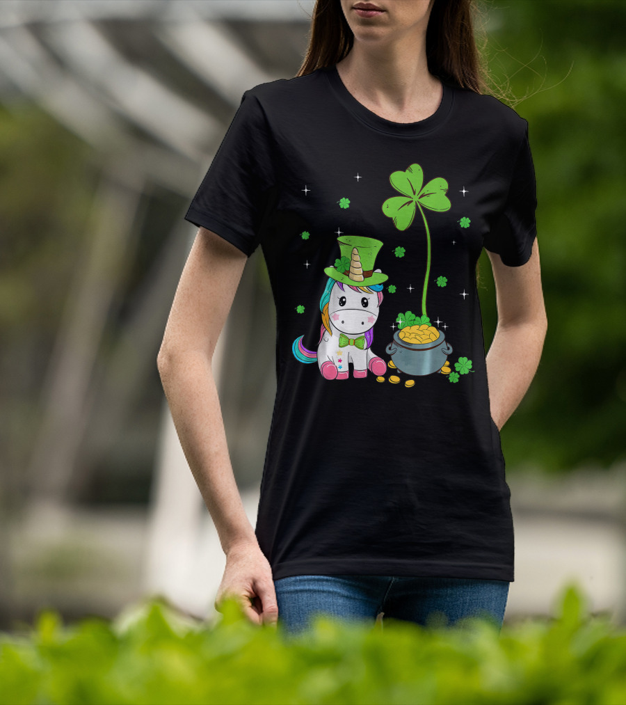 Shamrock Leprechaun Unicorn St Patricks Pot Of Gold T-Shirt