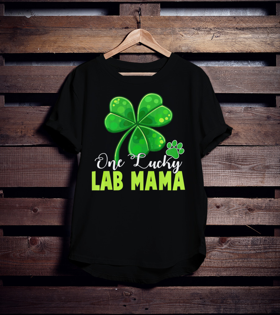 One Lucky Lab Mama Shamrock Paw Prints T-Shirt