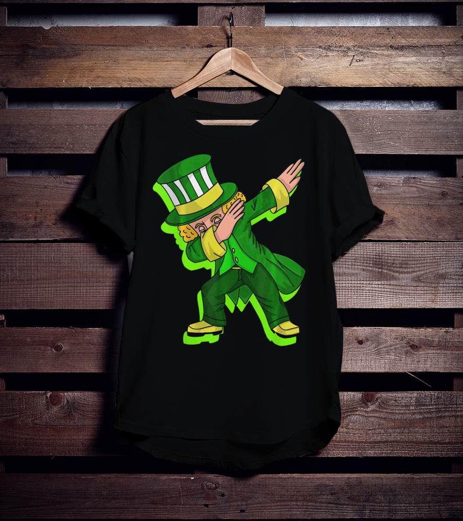 Dabbing Leprechaun With Green Shadow Cut Hat And Coat T-Shirt
