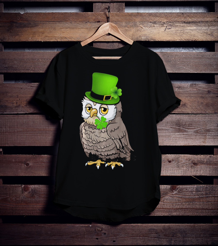 St Patricks Day Owl Wearing Green Hat With Shamrock Clove T-Shirt