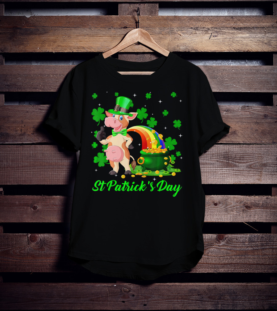 Leprechaun Cow Shamrock St Patrick's Day Rainbow Pot Of Gold T-Shirt